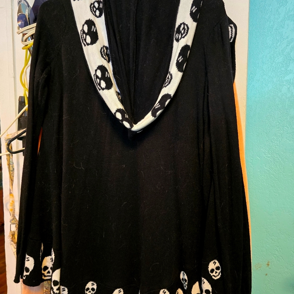Skull cardigan